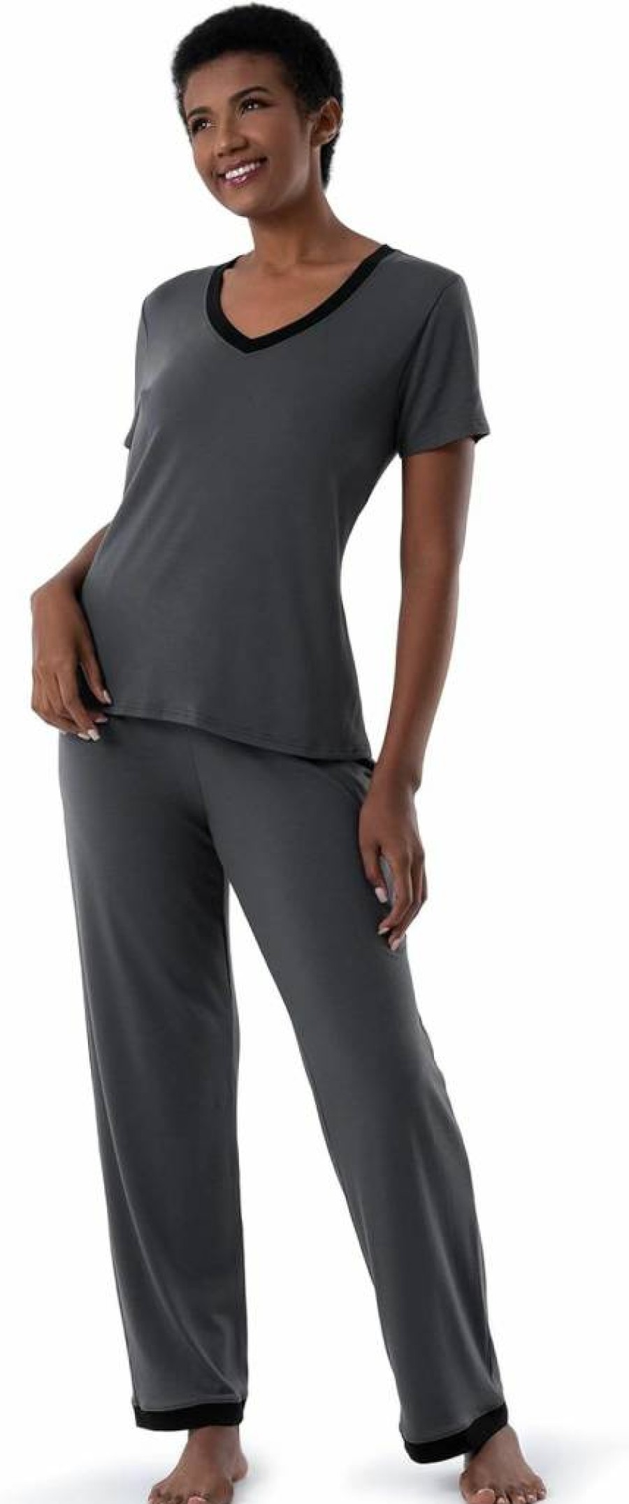 Fruit of the Loom Women's 2-Piece Short Sleeve Pajama Set - Soft Sleep Tee & Pant Pajamas